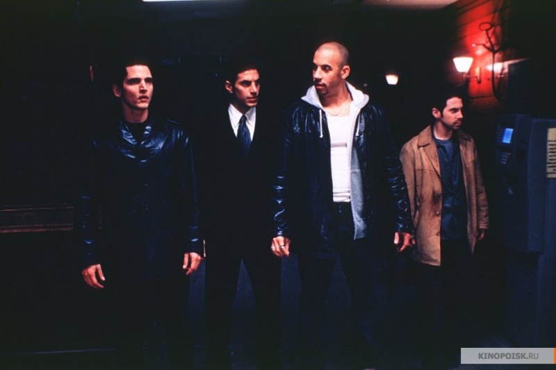Файл:Knockaround Guys 2001 movie screen 4.jpg